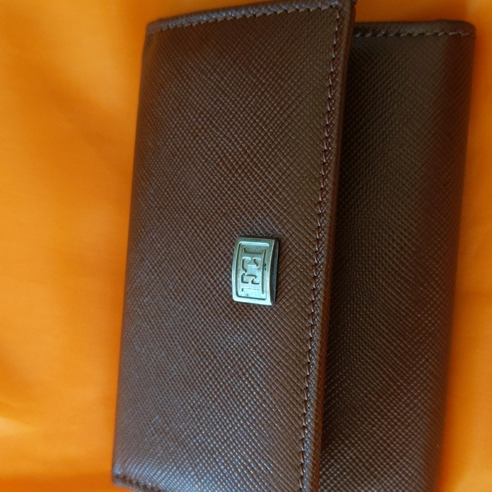 Escada Vintage Key keeper . - Picture 2 of 8